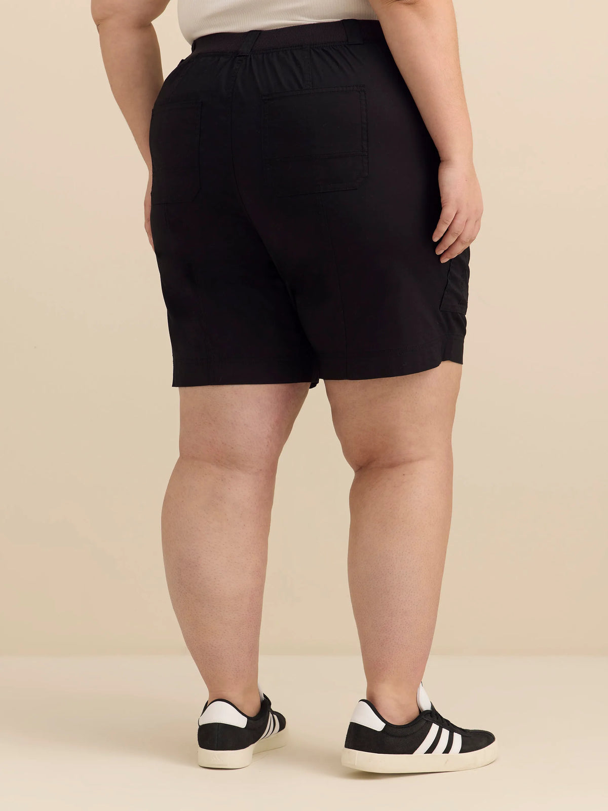 Solid Bermuda with Cargo Pockets